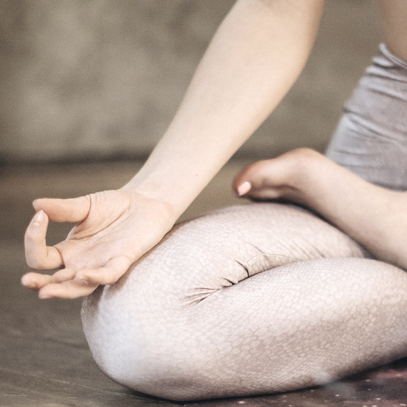 Un’attività importante per Melani Kapusta è la meditazione – chissà perché.